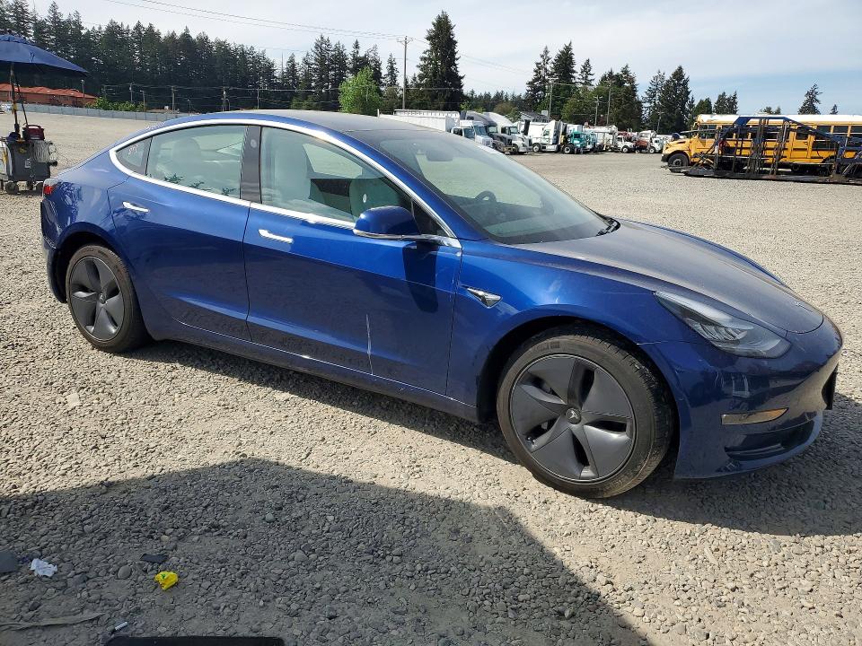52086966 :رقم المزاد ، 5YJ3E1EB9KF522127 vin ، 2019 Tesla Model 3 مزاد بيع
