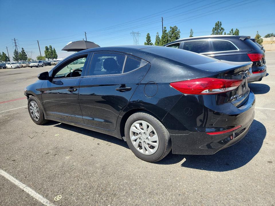 Продажа на аукционе авто 2018 Hyundai Elantra, vin: 5NPD74LF0JH299739, номер лота: 53729116