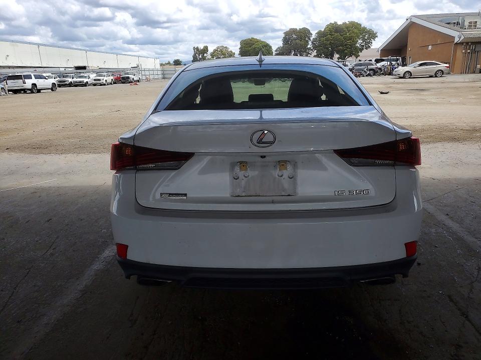 52212726 :رقم المزاد ، JTHBE1D23H5031543 vin ، 2017 Lexus Is مزاد بيع
