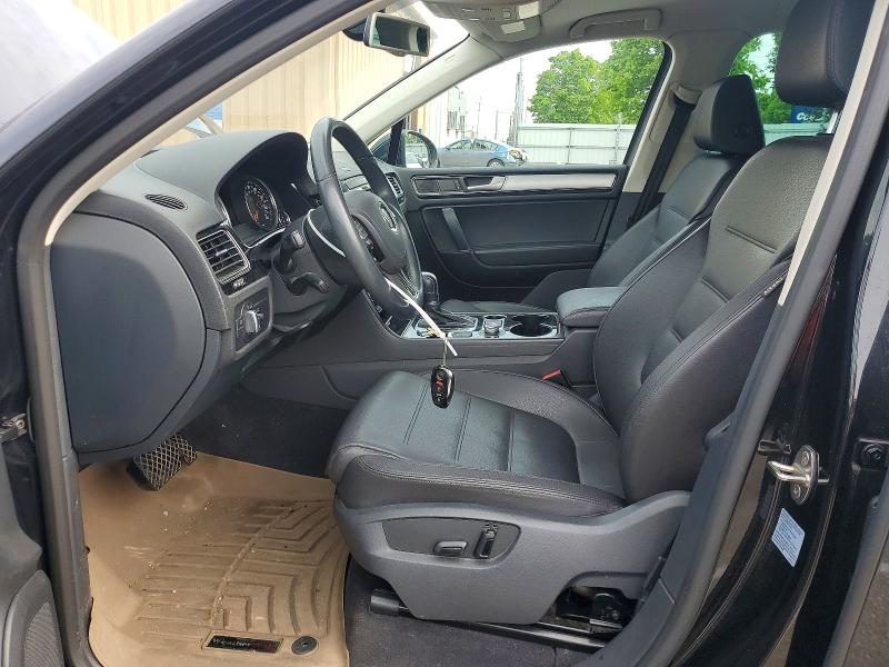 51795246 :رقم المزاد ، WVGEF9BP2FD002722 vin ، 2015 Volkswagen Touareg مزاد بيع