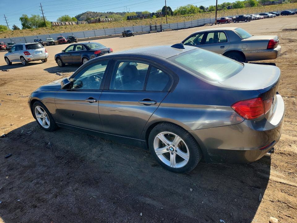 2013 Bmw 328 მანქანა იყიდება აუქციონზე, vin: WBA3C1G51DNR46853, აუქციონის ნომერი: 52000396