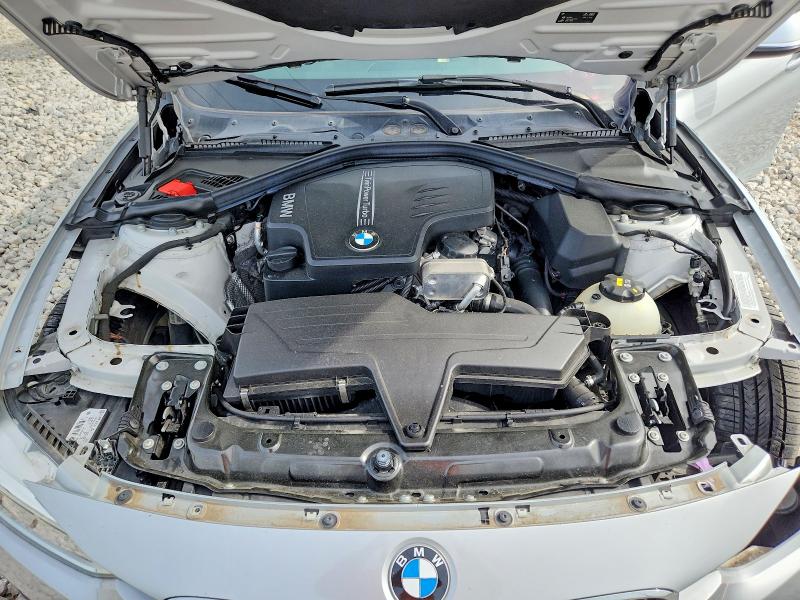 54755726 :رقم المزاد ، WBA8G5C55GK442495 vin ، 2016 Bmw 328 مزاد بيع