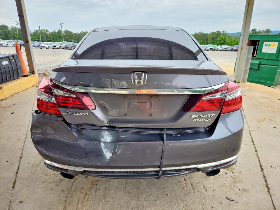 Продажа на аукционе авто 2017 Honda Accord, vin: 1HGCR2F5XHA143238, номер лота: 52752856