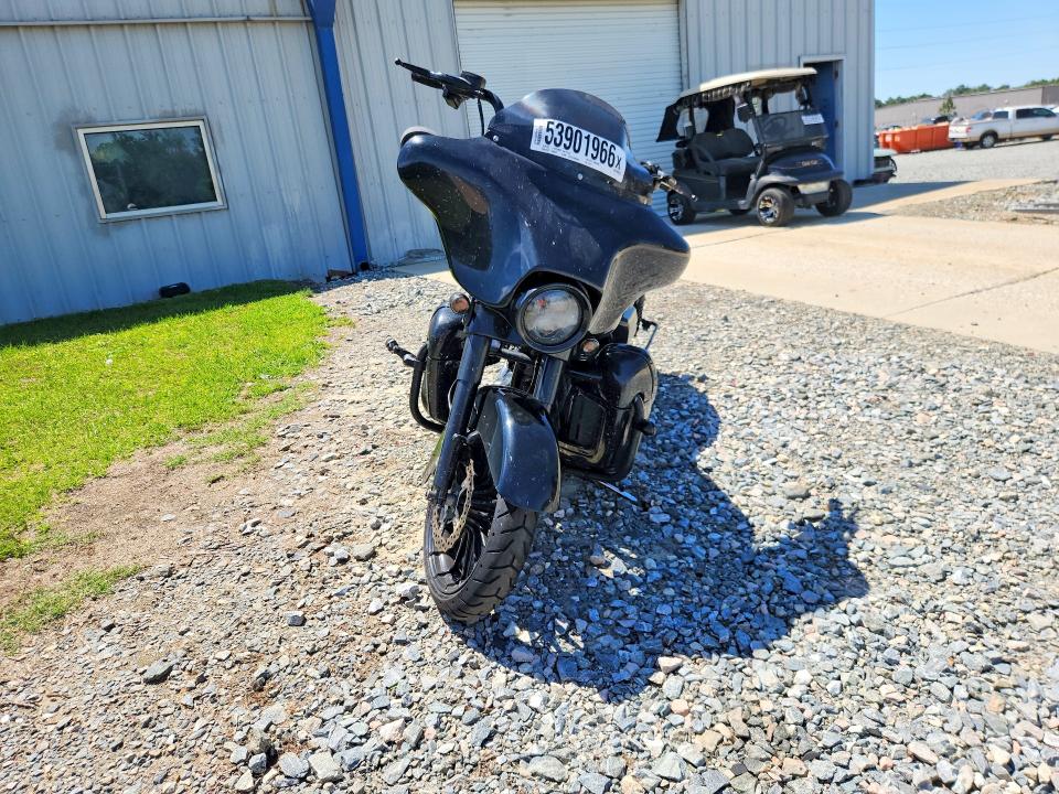 2013 Harley-davidson Flhx მანქანა იყიდება აუქციონზე, vin: 1HD1KBM1XDB652761, აუქციონის ნომერი: 53901966