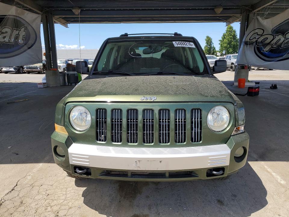54888216 :رقم المزاد ، 1J8FF48W58D528526 vin ، 2008 Jeep Patriot مزاد بيع