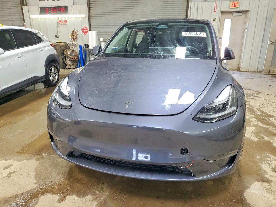 51969816 :رقم المزاد ، 7SAYGDEE6PF919851 vin ، 2023 Tesla Model Y مزاد بيع