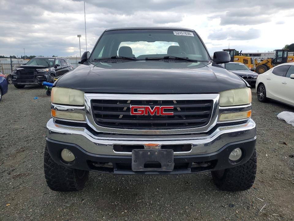 52457836 :رقم المزاد ، 1GTGK13U63F210147 vin ، 2003 Gmc Sierra مزاد بيع