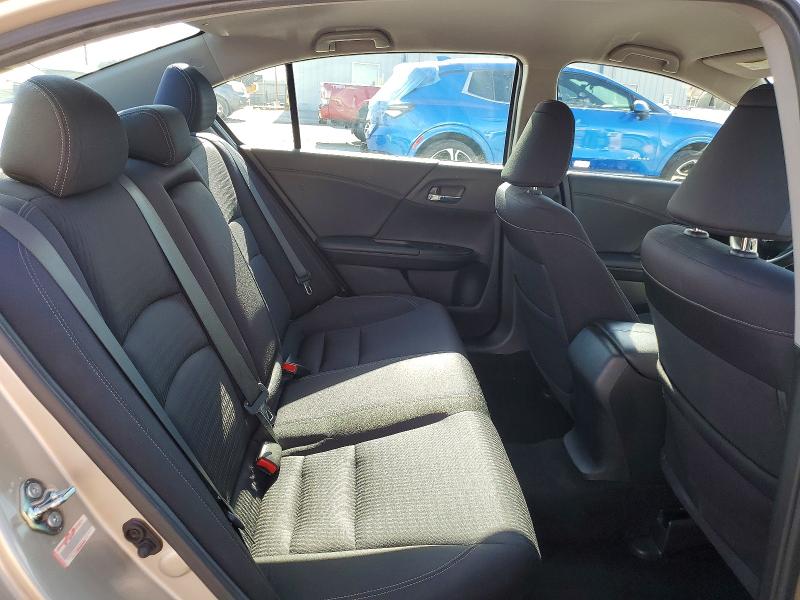 Продажа на аукционе авто 2015 Honda Accord, vin: 1HGCR2F52FA132151, номер лота: 55551066