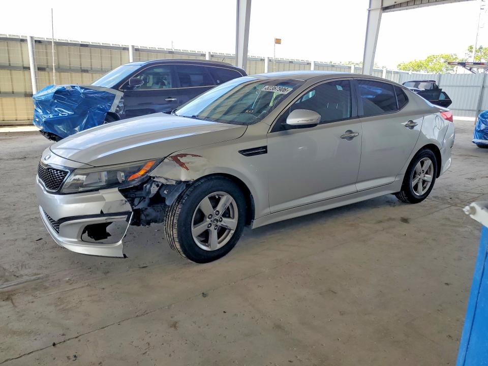 Auction sale of the 2015 Kia Optima, vin: 5XXGM4A70FG402341, lot number: 52367906