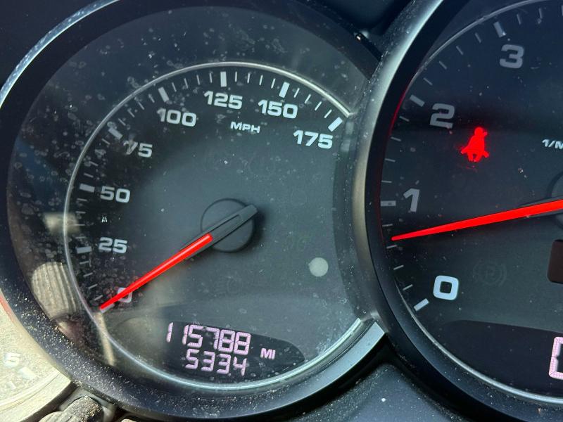 55159076 :رقم المزاد ، WP1AA2A28ELA02404 vin ، 2014 Porsche Cayenne مزاد بيع