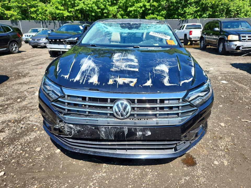 55231096 :رقم المزاد ، 3VWC57BU1MM104021 vin ، 2021 Volkswagen Jetta مزاد بيع