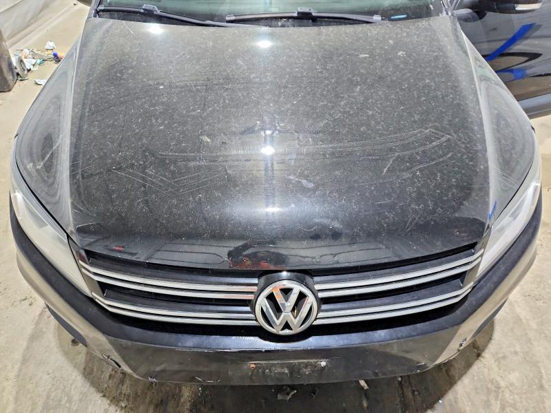 54054646 :رقم المزاد ، WVGBV3AXXEW551740 vin ، 2014 Volkswagen Tiguan مزاد بيع