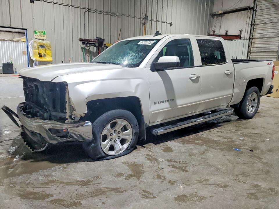 Продаж на аукціоні авто 2015 Chevrolet Silverado, vin: 3GCUKREC0FG242293, номер лоту: 54321706