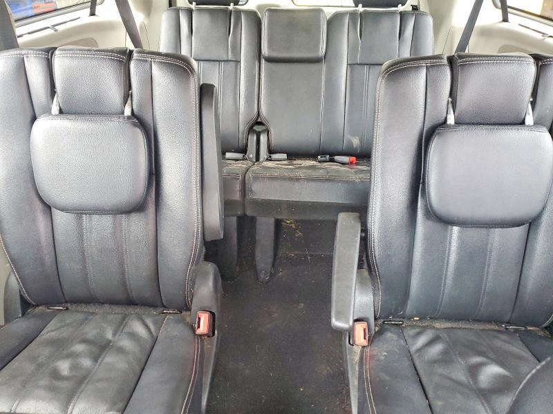 53722026 :رقم المزاد ، 2C4RC1BG3FR553836 vin ، 2015 Chrysler Town & Country مزاد بيع