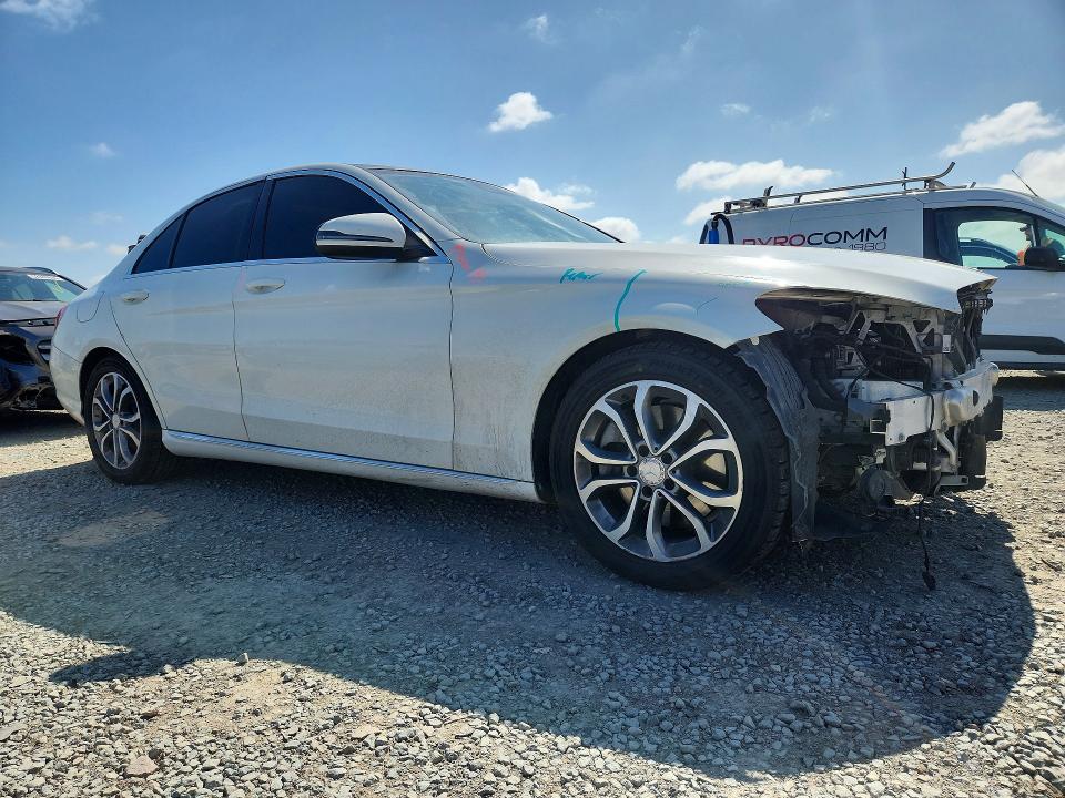 52533886 :رقم المزاد ، 55SWF4JB4HU201654 vin ، 2017 Mercedes-benz C مزاد بيع