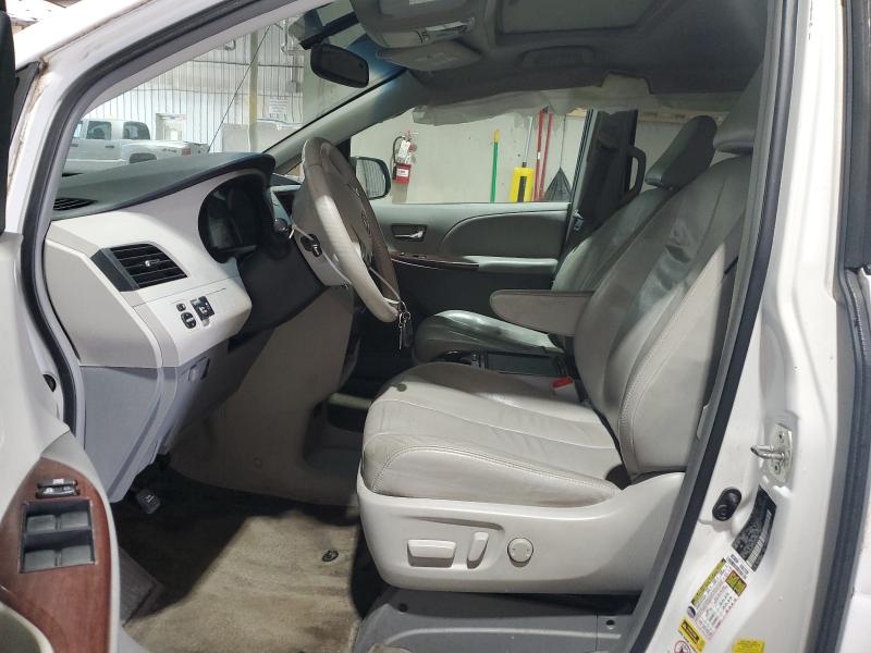 2013 Toyota Sienna მანქანა იყიდება აუქციონზე, vin: 5TDYK3DC7DS292705, აუქციონის ნომერი: 54857386
