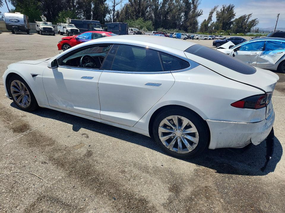 Продажа на аукционе авто 2016 Tesla Model S, vin: 5YJSA1E16GF170582, номер лота: 53366146