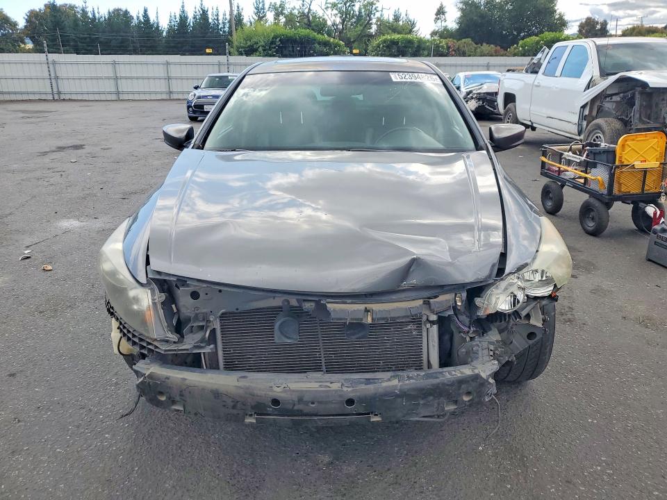 Продажа на аукционе авто 2011 Honda Accord, vin: 1HGCP3F88BA012483, номер лота: 52394826