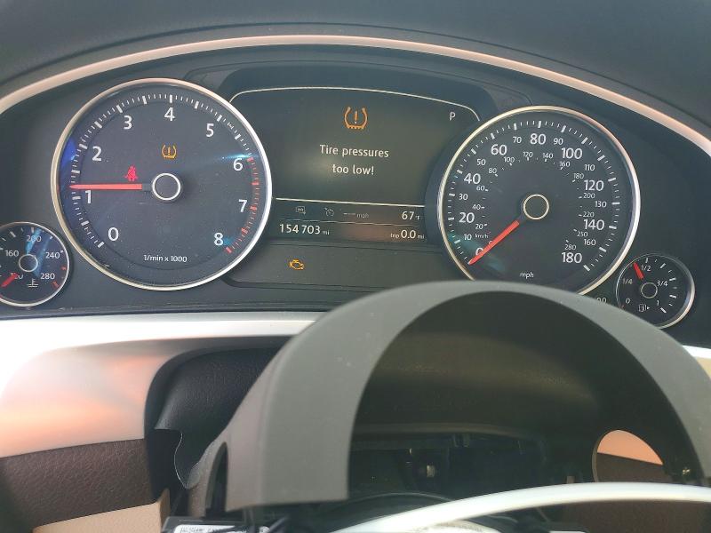 52318746 :رقم المزاد ، WVGEF9BP1FD007460 vin ، 2015 Volkswagen Touareg مزاد بيع