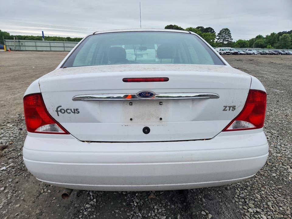 2000 Ford Focus მანქანა იყიდება აუქციონზე, vin: 1FAHP383XYW262315, აუქციონის ნომერი: 52224756