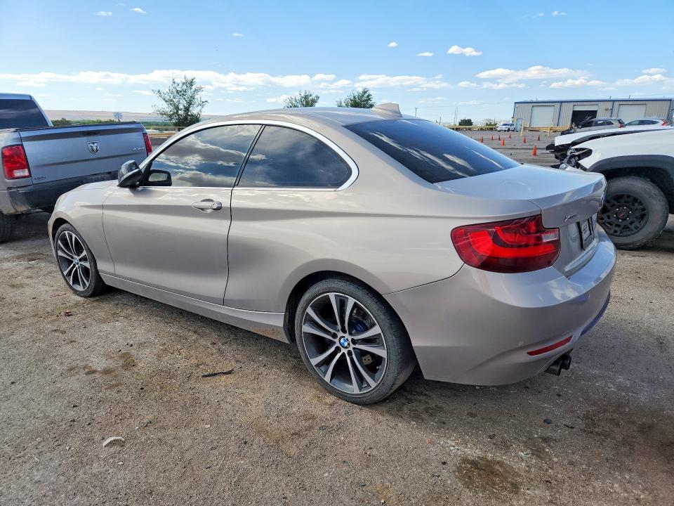 54701976 :رقم المزاد ، WBA1F5C52FV256818 vin ، 2015 Bmw 228 مزاد بيع