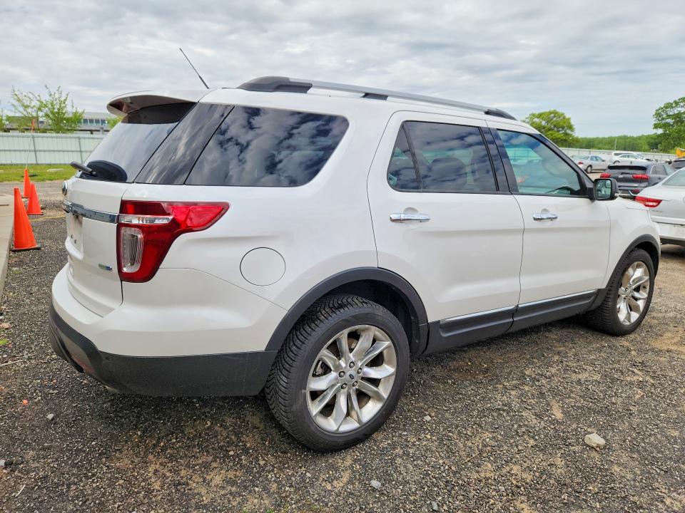54732186 :رقم المزاد ، 1FM5K8D88EGA42117 vin ، 2014 Ford Explorer مزاد بيع