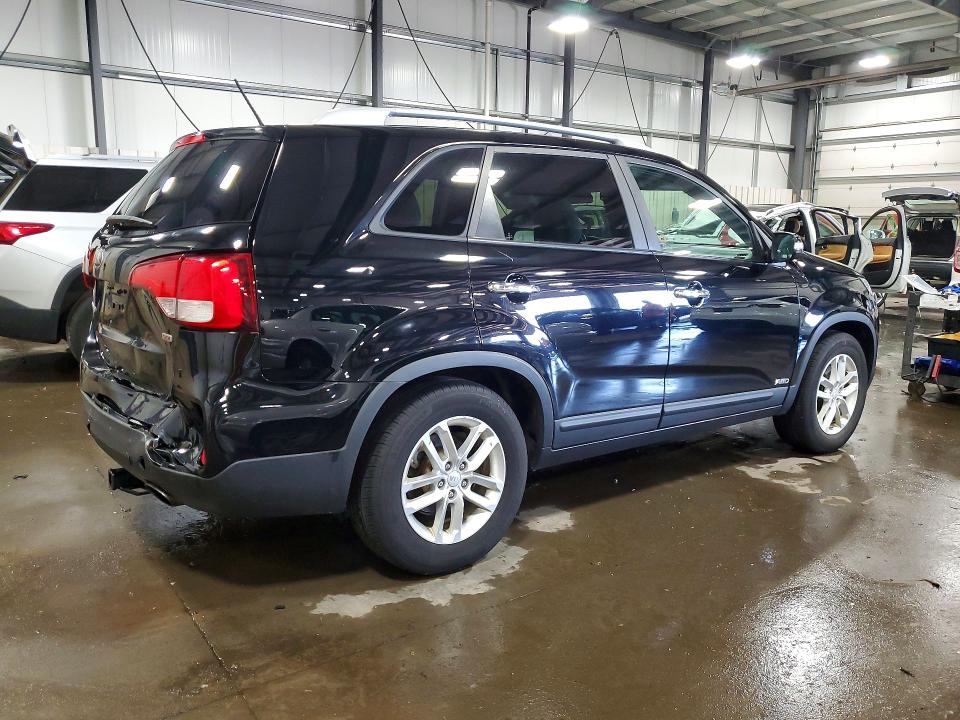 2014 Kia Sorento მანქანა იყიდება აუქციონზე, vin: 5XYKTCA69EG477015, აუქციონის ნომერი: 54903936