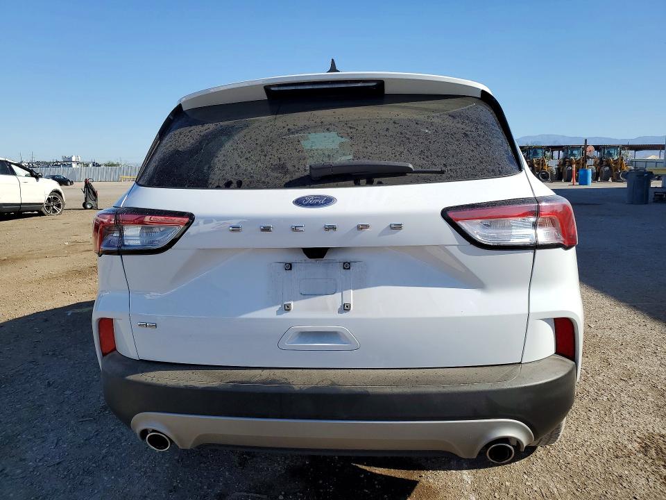 52176846 :رقم المزاد ، 1FMCU0G66NUA53700 vin ، 2022 Ford Escape مزاد بيع