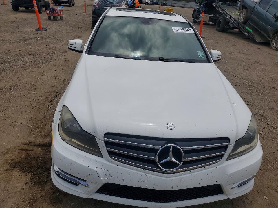 Продаж на аукціоні авто 2014 Mercedes-benz C, vin: WDDGF4HB0EG206823, номер лоту: 52289936