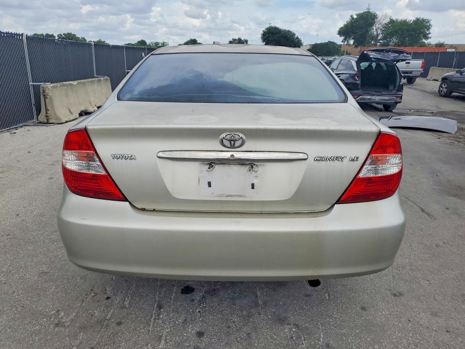 2004 Toyota Camry მანქანა იყიდება აუქციონზე, vin: 4T1BE32K64U856570, აუქციონის ნომერი: 55459356