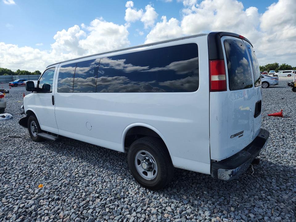 2015 Chevrolet Express G3500 მანქანა იყიდება აუქციონზე, vin: 1GAZG1FGXF1123958, აუქციონის ნომერი: 54170936