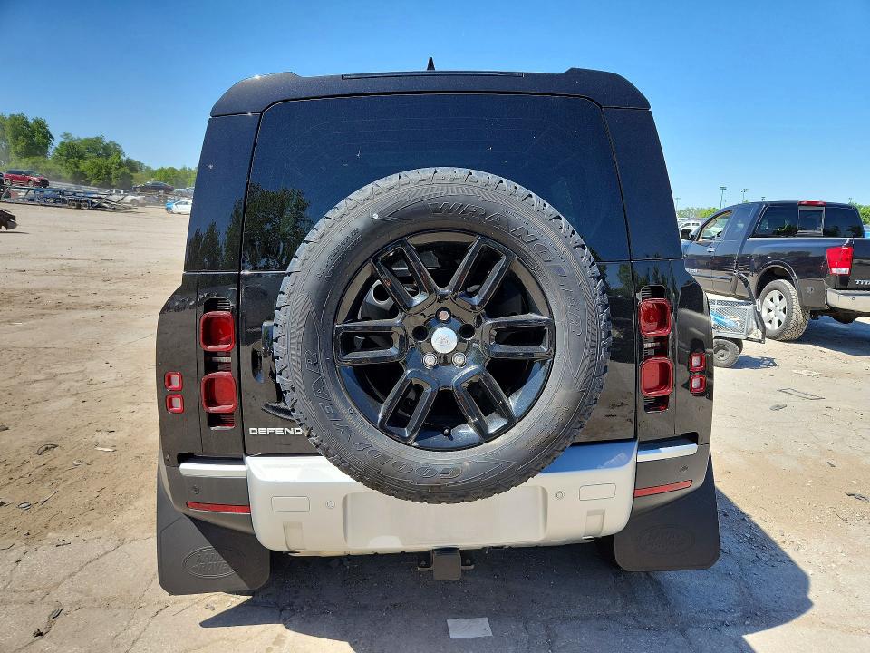 Продаж на аукціоні авто 2025 Land Rover Defender, vin: SALEJ7EX4S2403738, номер лоту: 52909956