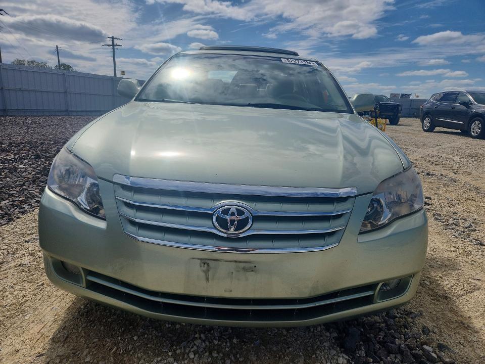 52273186 :رقم المزاد ، 4T1BK36B87U204475 vin ، 2007 Toyota Avalon مزاد بيع
