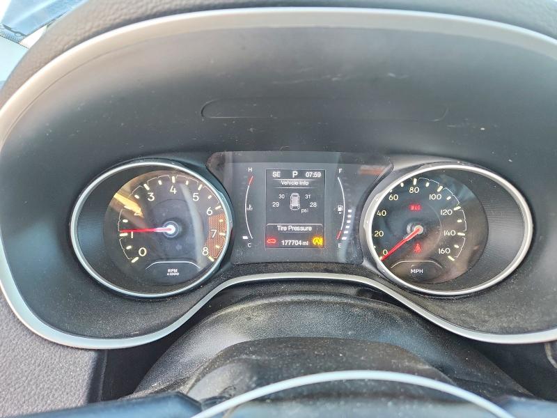 52829846 :رقم المزاد ، 3C4NJDBB5KT734082 vin ، 2019 Jeep Compass مزاد بيع