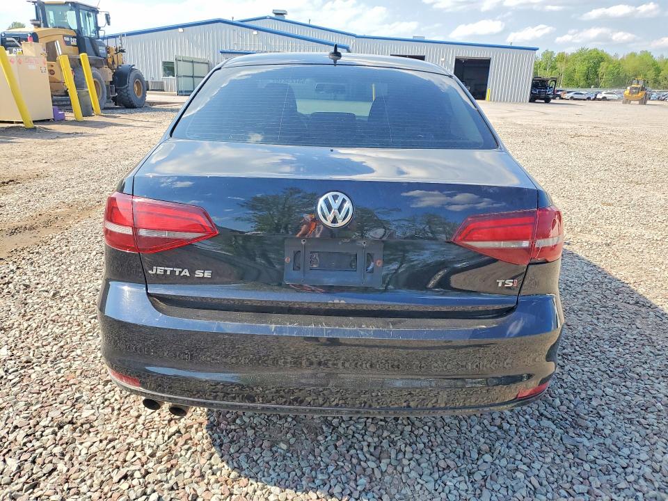 53725816 :رقم المزاد ، 3VWB67AJ9GM413904 vin ، 2016 Volkswagen Jetta مزاد بيع