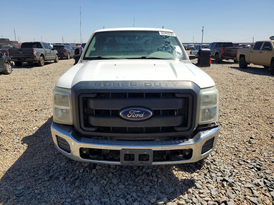 52493236 :رقم المزاد ، 1FT7X2B69FEA82944 vin ، 2015 Ford F250 مزاد بيع