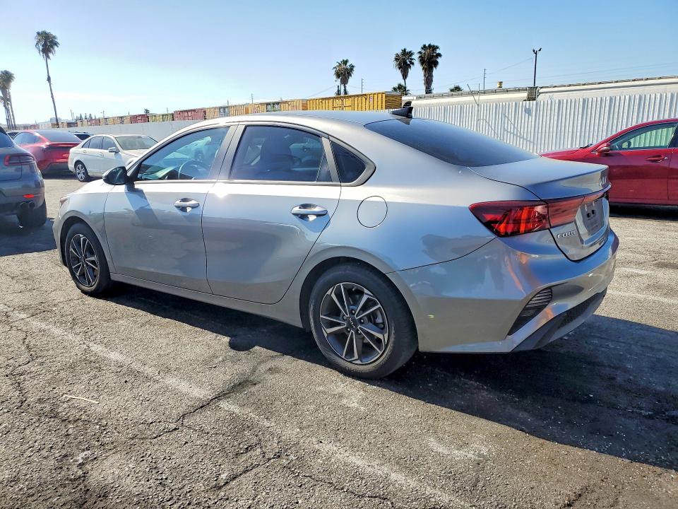 53028146 :رقم المزاد ، 3KPF24AD9PE587135 vin ، 2023 Kia Forte مزاد بيع