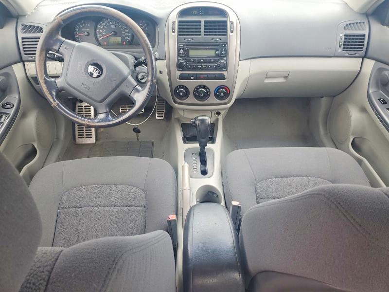 54062296 :رقم المزاد ، KNAFE161855117902 vin ، 2005 Kia Spectra مزاد بيع
