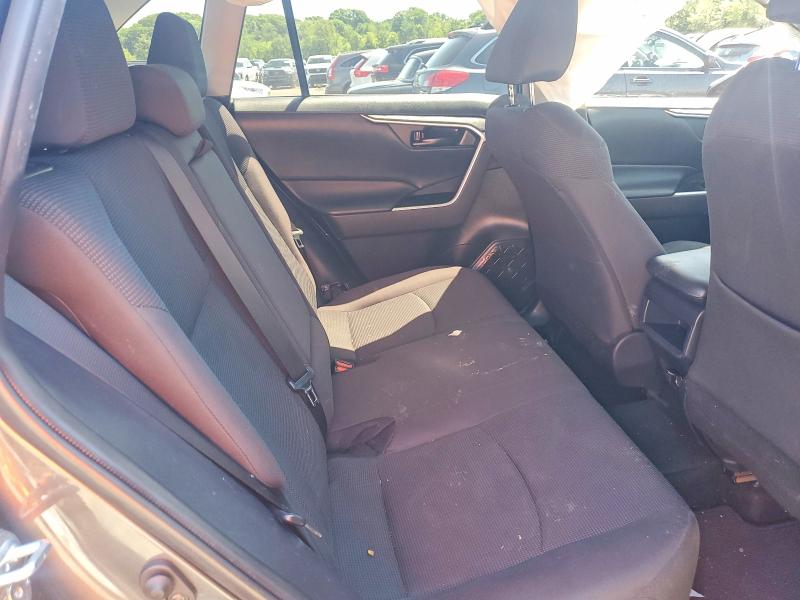 Продаж на аукціоні авто 2021 Toyota Rav4, vin: 2T3F1RFV3MC156714, номер лоту: 54949186