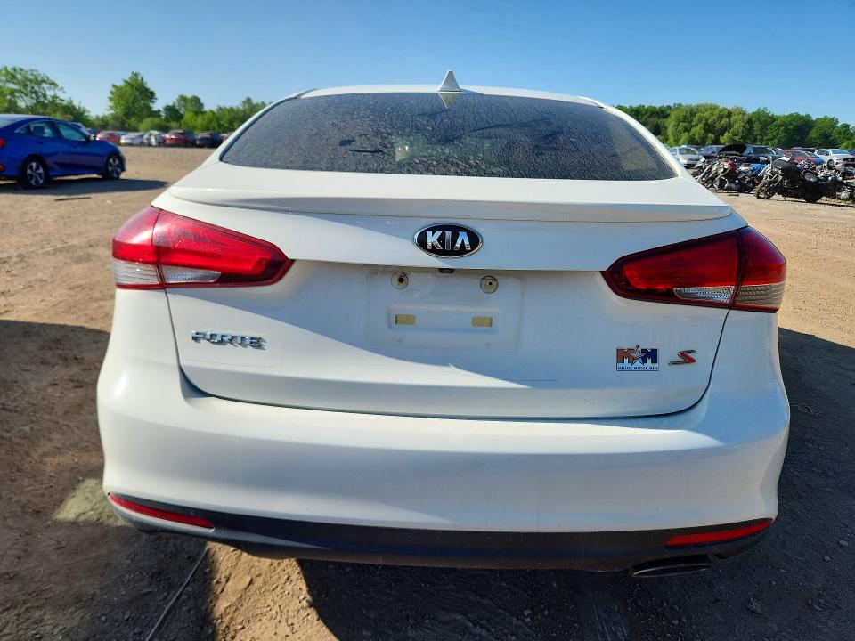 2018 Kia Forte მანქანა იყიდება აუქციონზე, vin: 3KPFL4A78JE275130, აუქციონის ნომერი: 55510286