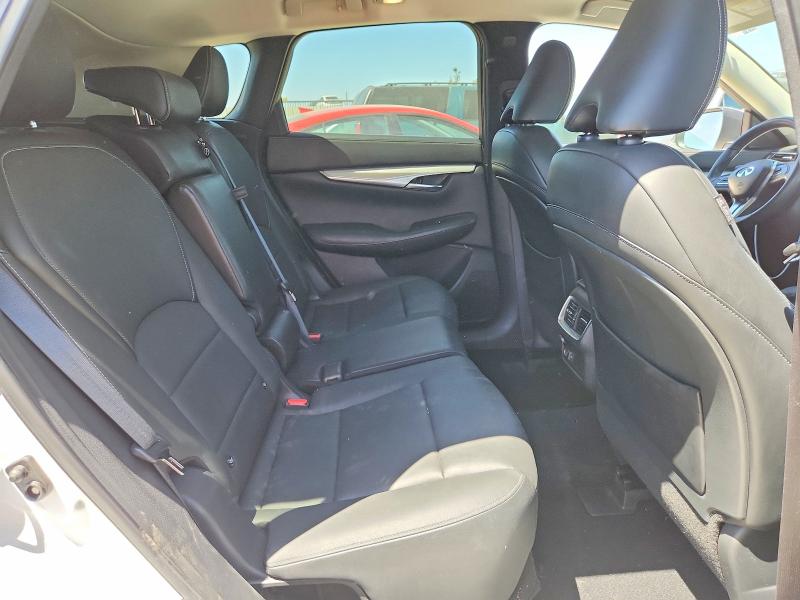 54680876 :رقم المزاد ، 3PCAJ5M17KF126202 vin ، 2019 Infiniti Qx50 مزاد بيع