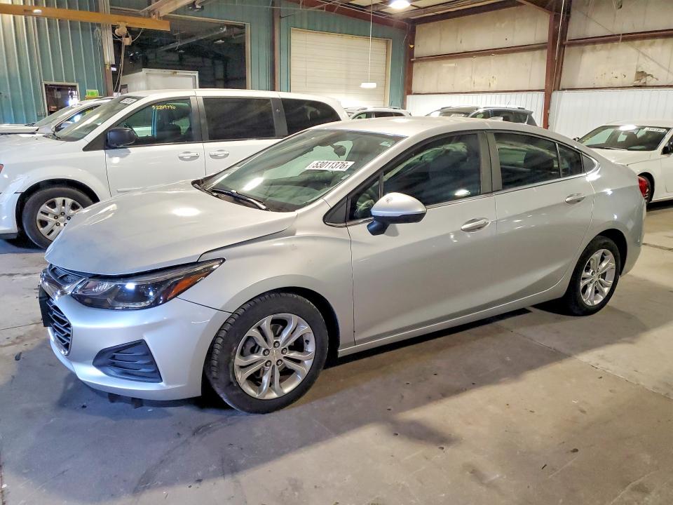2019 Chevrolet Cruze მანქანა იყიდება აუქციონზე, vin: 1G1BE5SM8K7143305, აუქციონის ნომერი: 53011376
