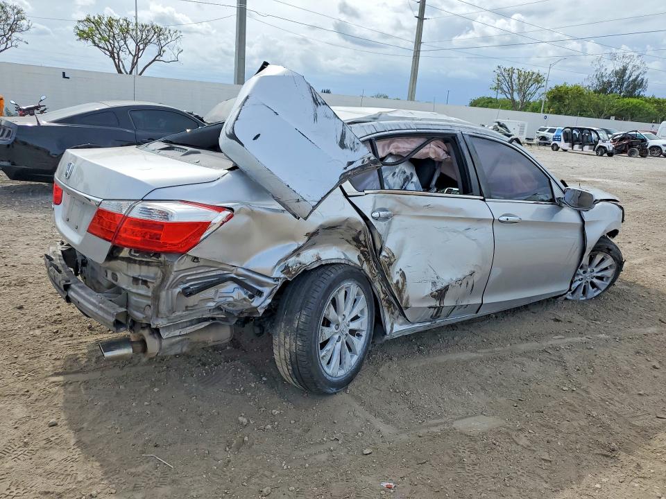 Продажа на аукционе авто 2015 Honda Accord, vin: 1HGCR2F89FA161821, номер лота: 53459976