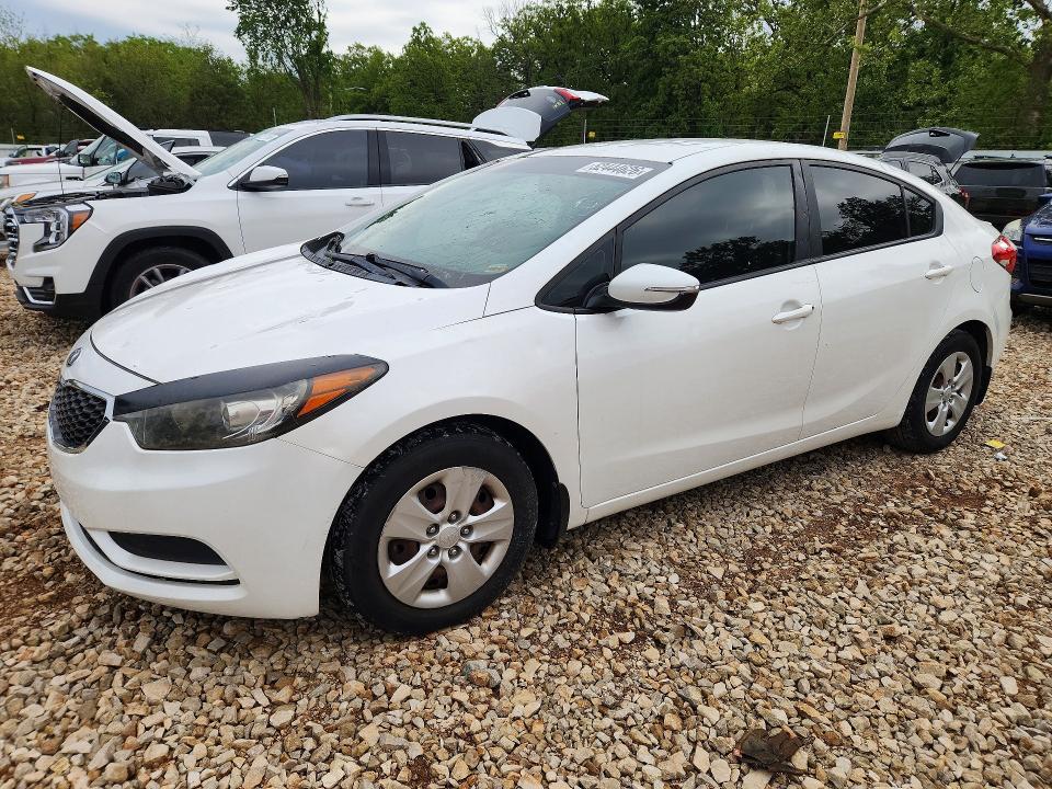 2015 Kia Forte მანქანა იყიდება აუქციონზე, vin: KNAFX4A66F5376601, აუქციონის ნომერი: 52444626