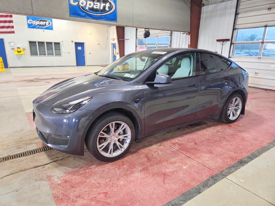 Auction sale of the 2023 Tesla Model Y, vin: 7SAYGDEE9PF883248, lot number: 52531326