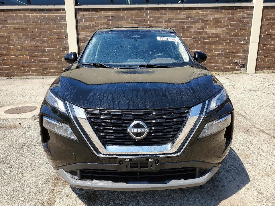 53973586 :رقم المزاد ، 5N1BT3BB5PC818702 vin ، 2023 Nissan Rogue مزاد بيع