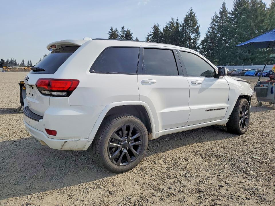 Продажа на аукционе авто 2018 Jeep Grand Cherokee, vin: 1C4RJFAG1JC357853, номер лота: 52184036