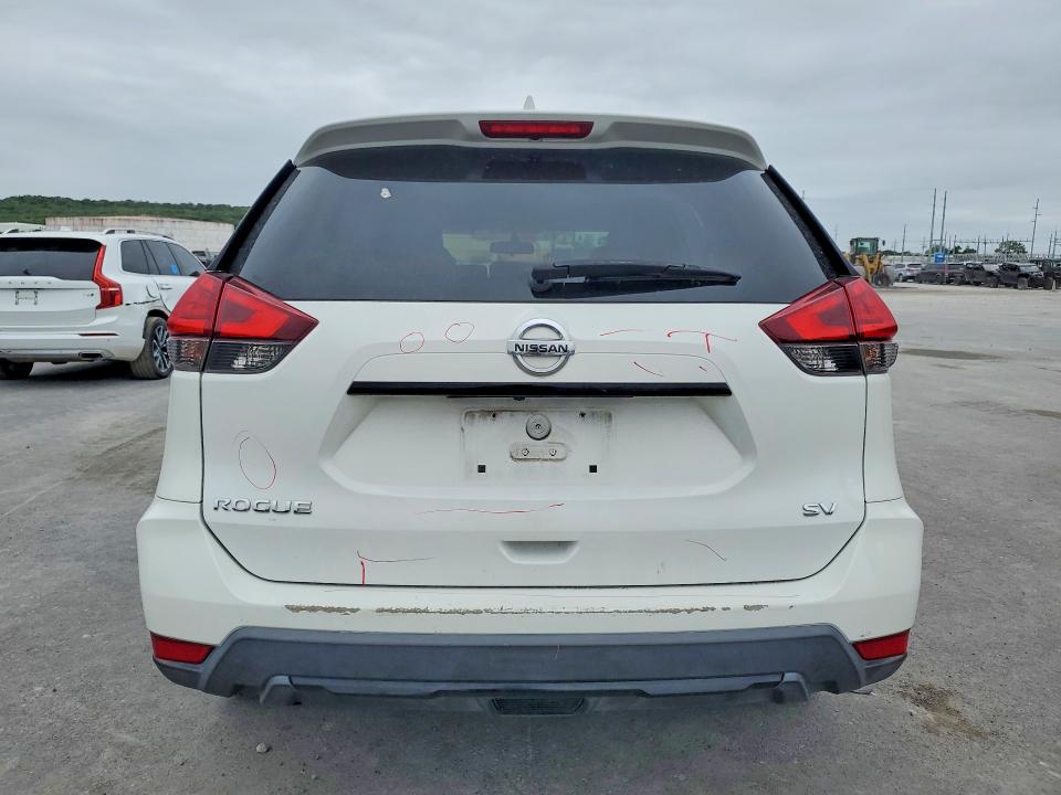 Продаж на аукціоні авто 2017 Nissan Rogue, vin: 5N1AT2MT1HC755630, номер лоту: 52561376