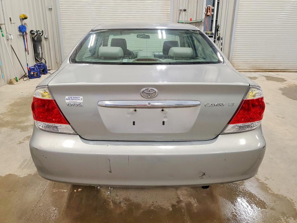 54963236 :رقم المزاد ، 4T1BE32K95U575882 vin ، 2005 Toyota Camry مزاد بيع