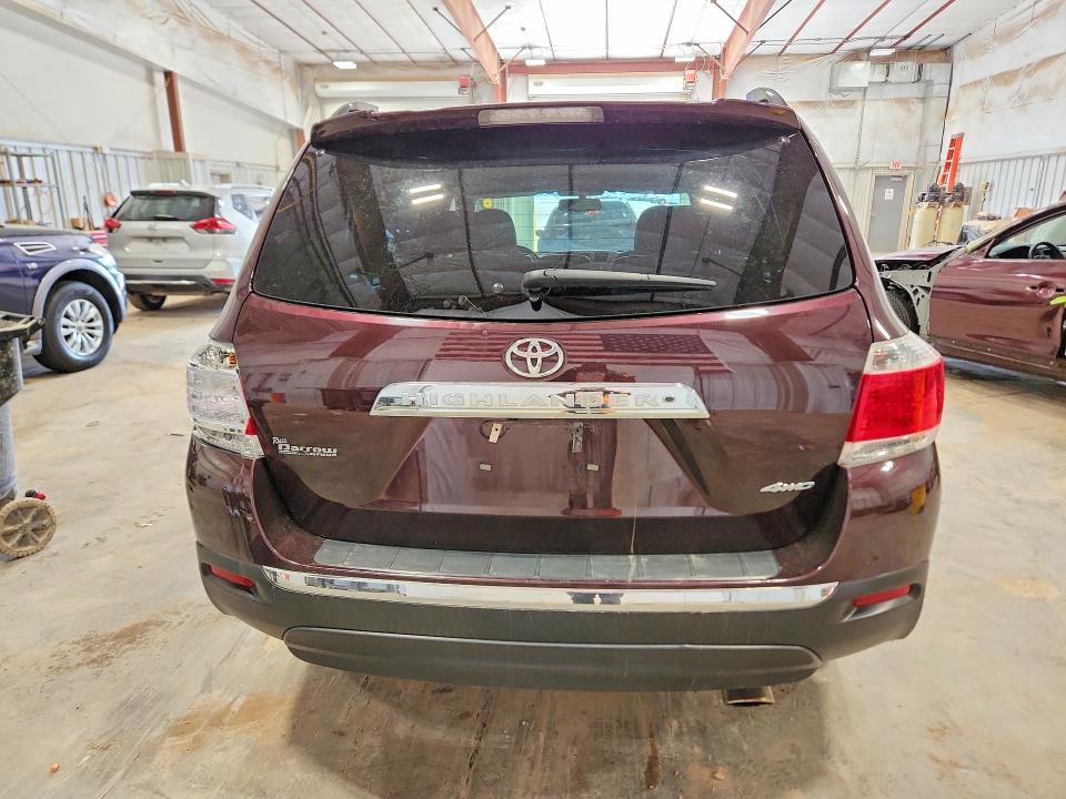 53905996 :رقم المزاد ، 5TDDK3EH4DS252154 vin ، 2013 Toyota Highlander مزاد بيع